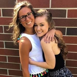 Meet your Posher, Elle